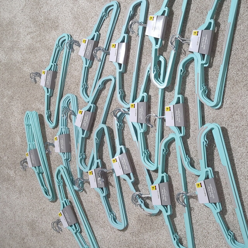 Trueliving Hangers